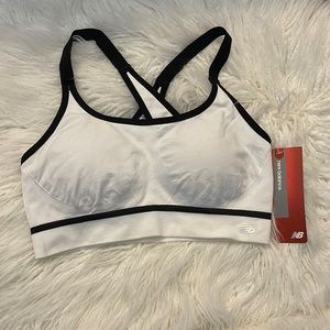 New Balance Sports Bra size Large NWT